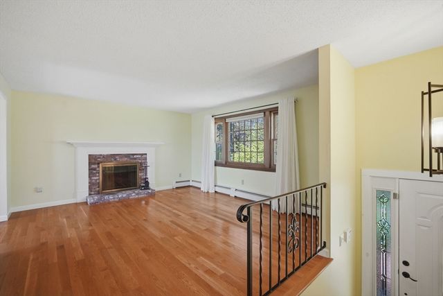 349 Pearl Hill Road, Fitchburg, MA 01420