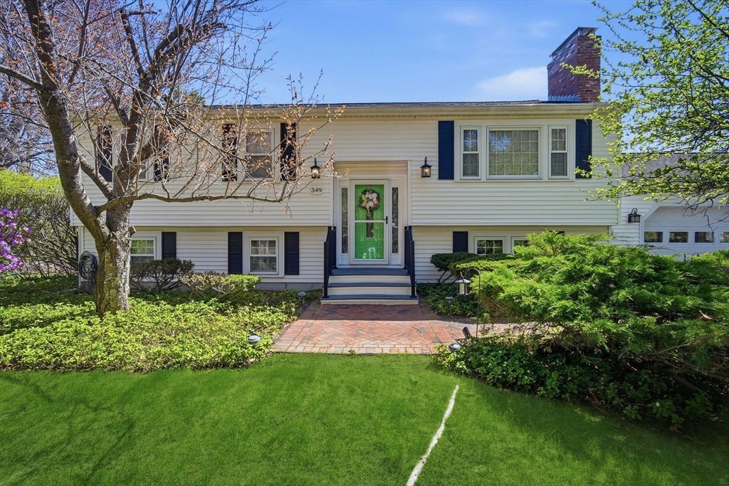 349 Pearl Hill Road, Fitchburg, MA 01420