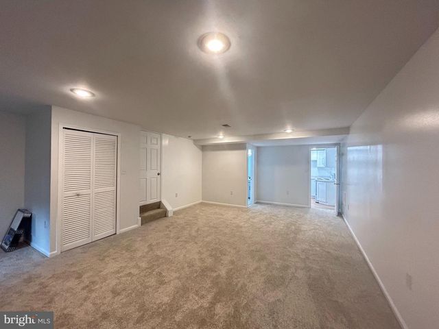 21178 WINDING BROOK SQ, Ashburn, VA 20147