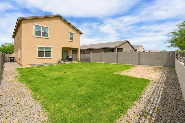 6815 W Encinas Lane, Phoenix, AZ 85043