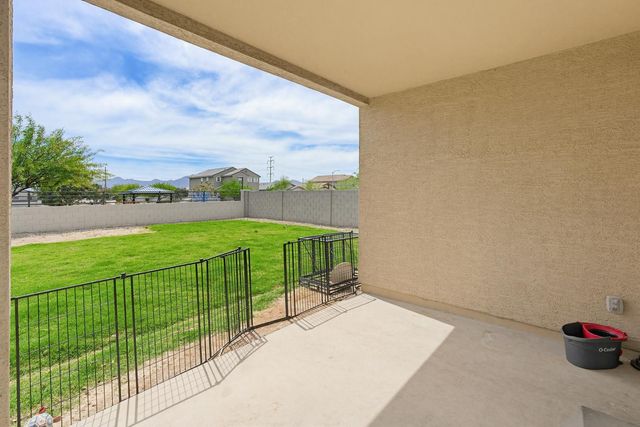 6815 W Encinas Lane, Phoenix, AZ 85043