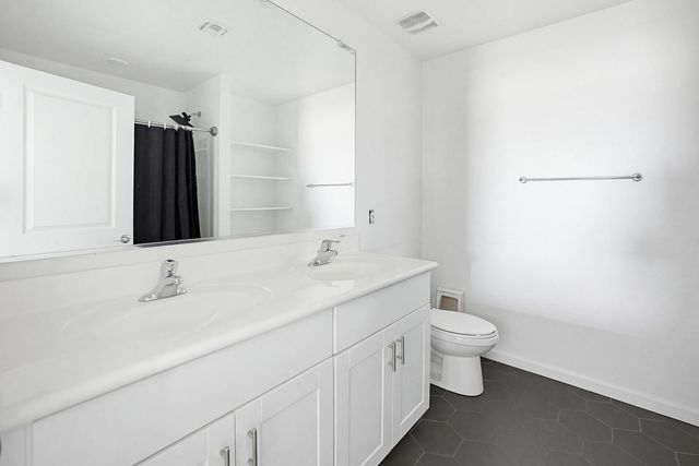 6815 W Encinas Lane, Phoenix, AZ 85043