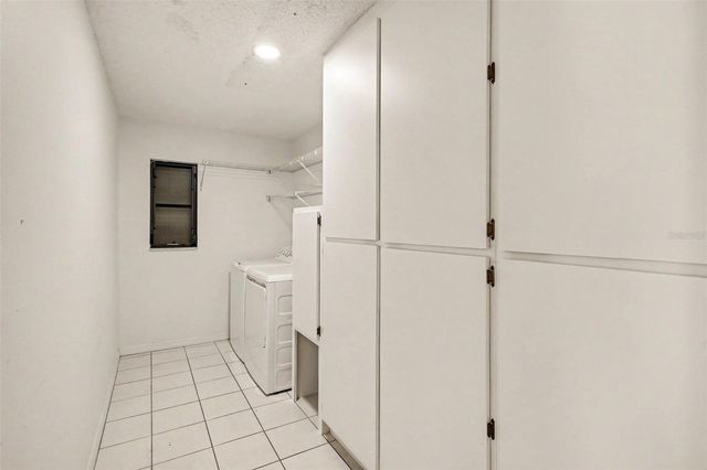 423 SW 12TH STREET, Cape Coral, FL 33991