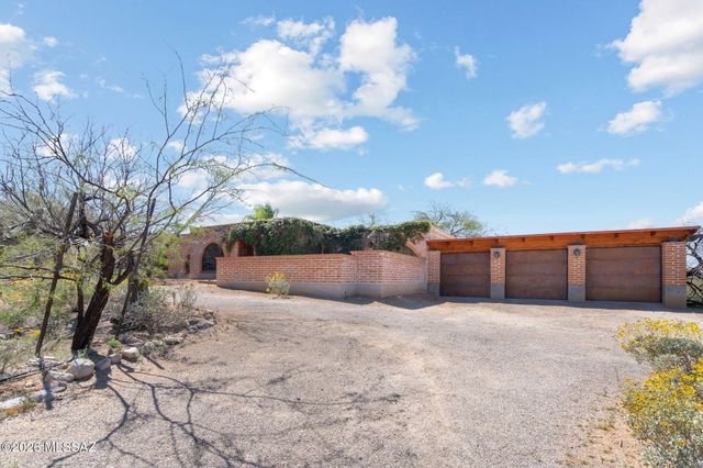 9151 N Riviera Drive, Oro Valley, AZ 85704