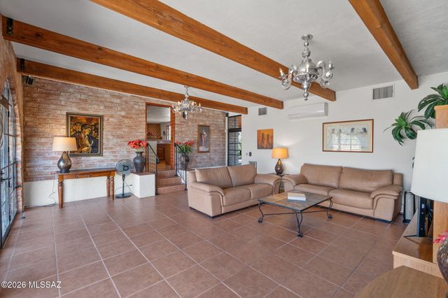 9151 N Riviera Drive, Oro Valley, AZ 85704