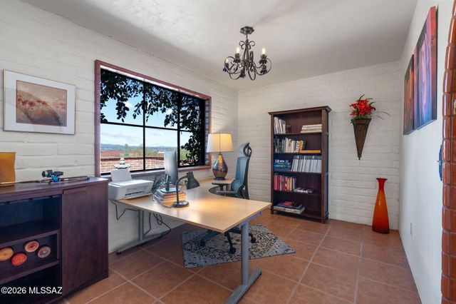 9151 N Riviera Drive, Oro Valley, AZ 85704