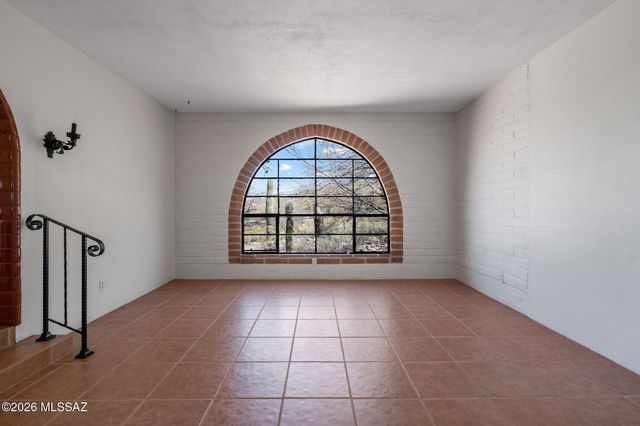 9151 N Riviera Drive, Oro Valley, AZ 85704