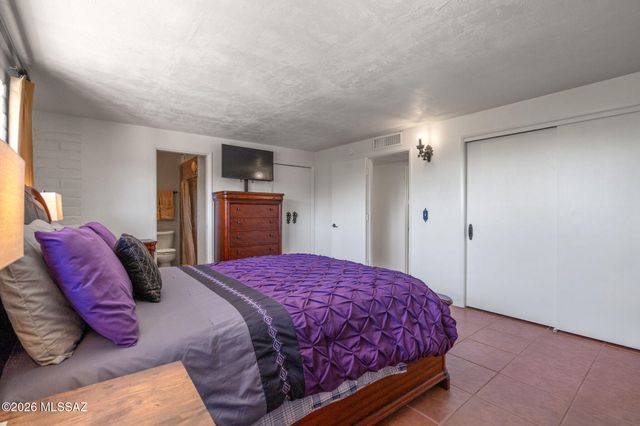 9151 N Riviera Drive, Oro Valley, AZ 85704