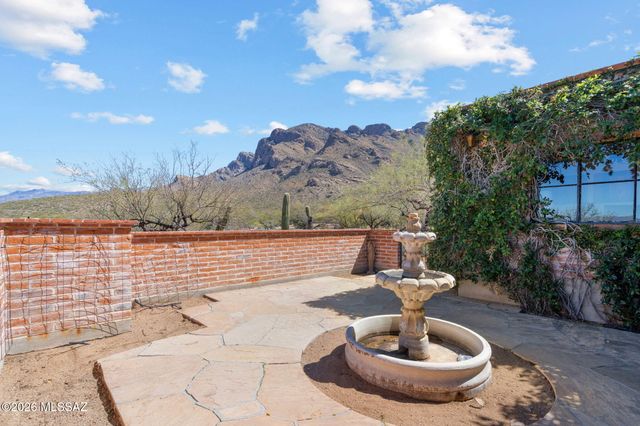 9151 N Riviera Drive, Oro Valley, AZ 85704