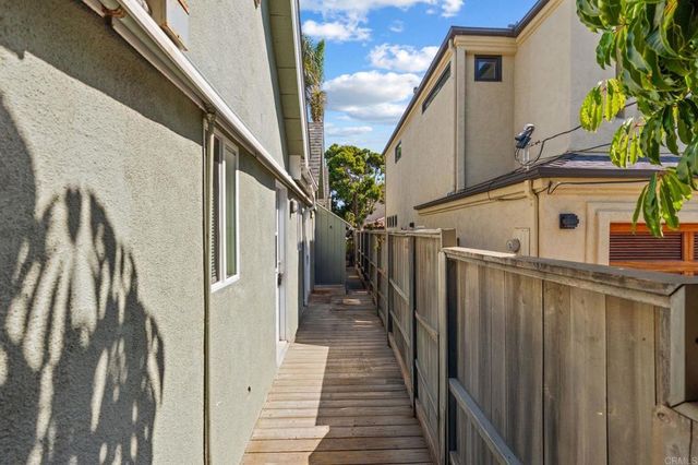 215 223 Lolita Street, Encinitas, CA 92024