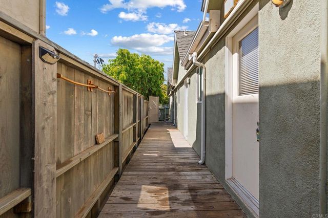 215 223 Lolita Street, Encinitas, CA 92024