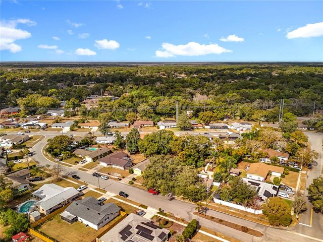 305 ROBIN HILL DRIVE, Altamonte Springs, FL 32701