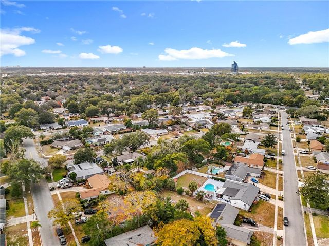 305 ROBIN HILL DRIVE, Altamonte Springs, FL 32701