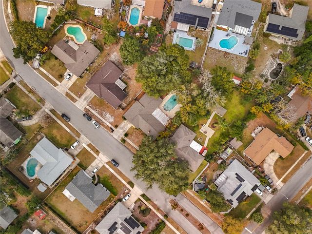 305 ROBIN HILL DRIVE, Altamonte Springs, FL 32701