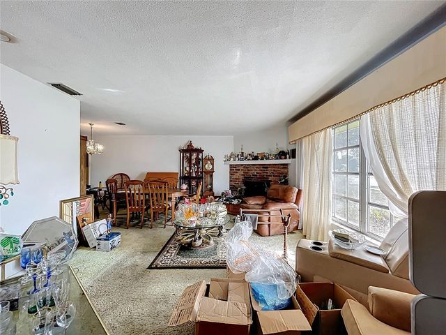 305 ROBIN HILL DRIVE, Altamonte Springs, FL 32701