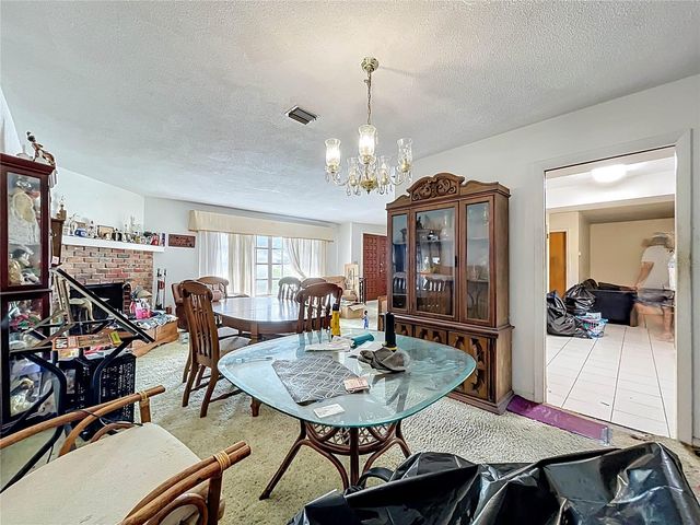 305 ROBIN HILL DRIVE, Altamonte Springs, FL 32701