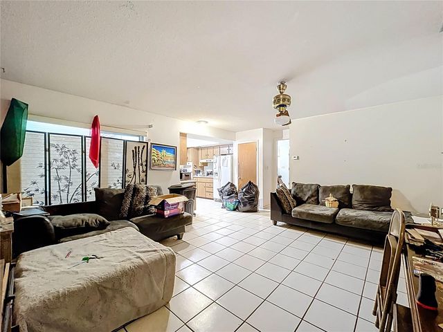 305 ROBIN HILL DRIVE, Altamonte Springs, FL 32701