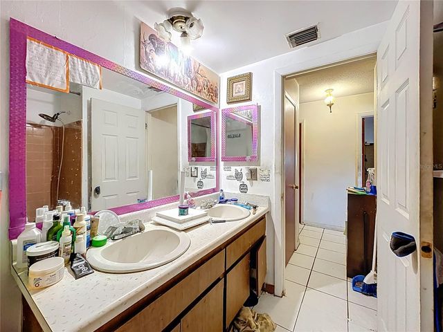 305 ROBIN HILL DRIVE, Altamonte Springs, FL 32701