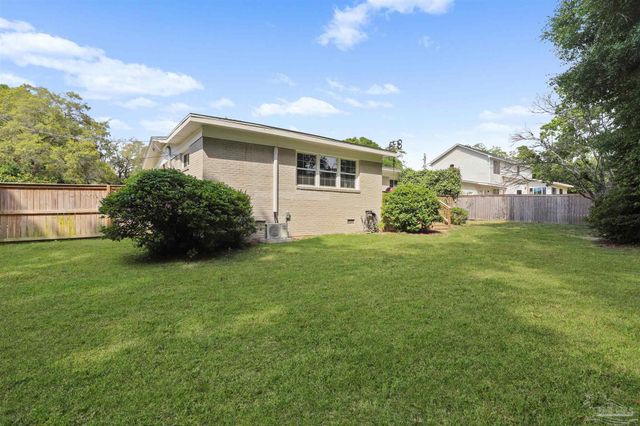 648 Gerhardt Dr, Pensacola, FL 32503