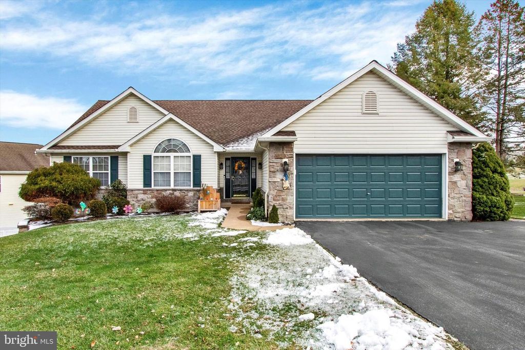 2401 GODDARD AVE, Reading, PA 19608