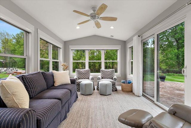 89 Summerwyn Drive Se, Leighton Twp, MI 49316