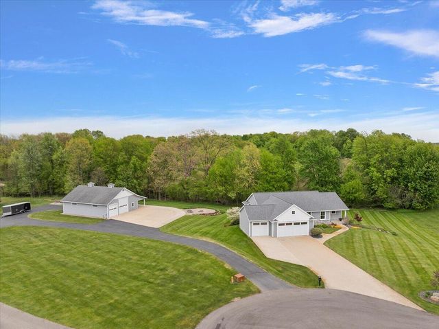 89 Summerwyn Drive Se, Leighton Twp, MI 49316