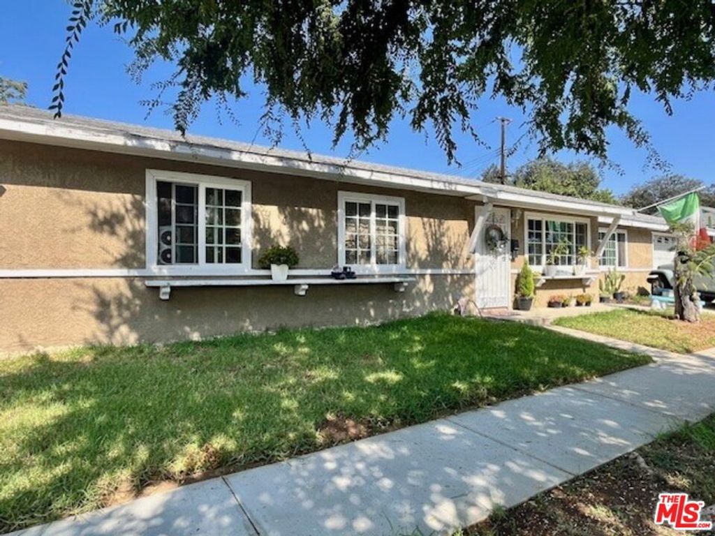 135 W Nubia Street, San Dimas, CA 91773