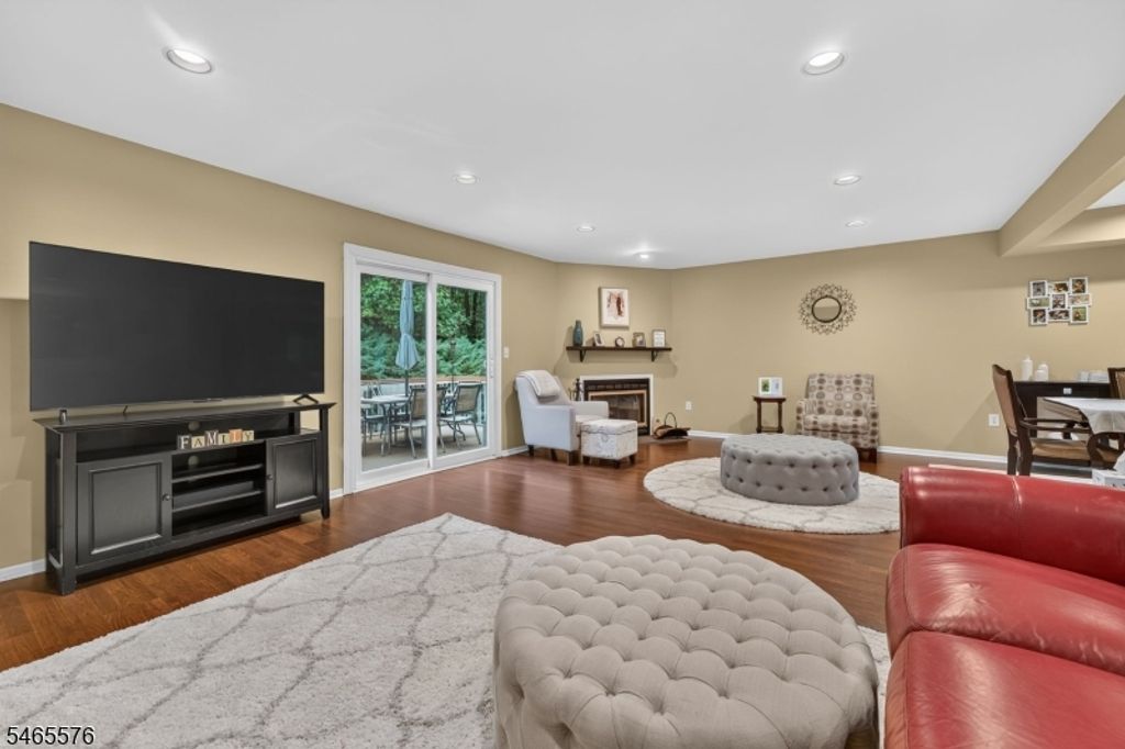 38 Averell Dr, Parsippany-troy Hills Twp., NJ 07950 — photo 4