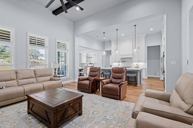 11103 Kendall Canyon, San Antonio, TX 78255