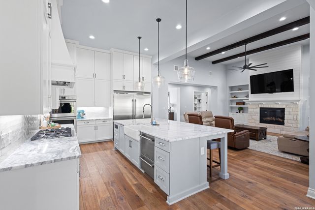 11103 Kendall Canyon, San Antonio, TX 78255