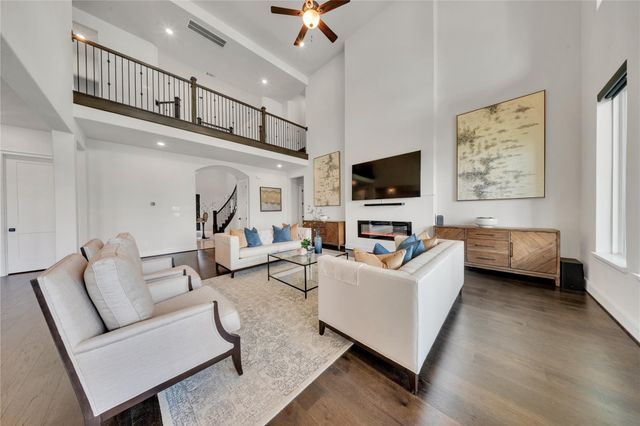 10631 Crystal Spring Drive, Missouri City, TX 77459
