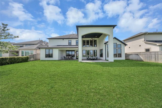 10631 Crystal Spring Drive, Missouri City, TX 77459