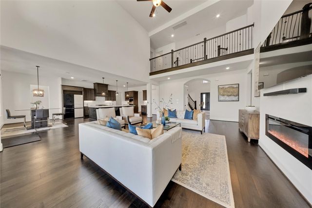 10631 Crystal Spring Drive, Missouri City, TX 77459
