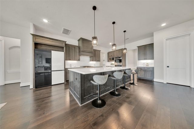 10631 Crystal Spring Drive, Missouri City, TX 77459