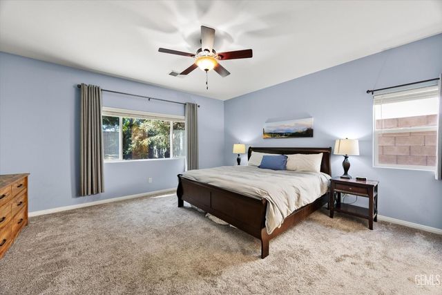 6721 Alderbrook Lane, Bakersfield, CA 93312