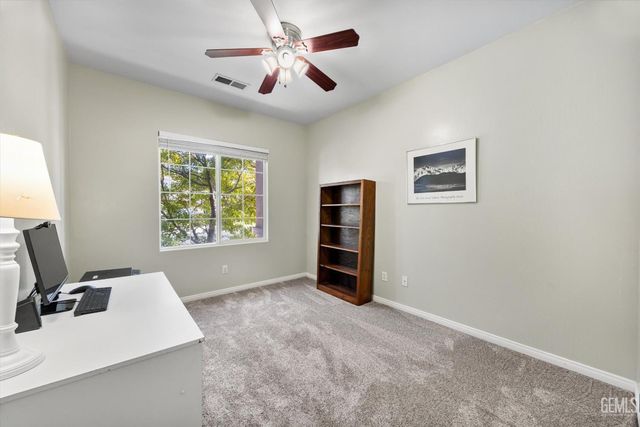 6721 Alderbrook Lane, Bakersfield, CA 93312