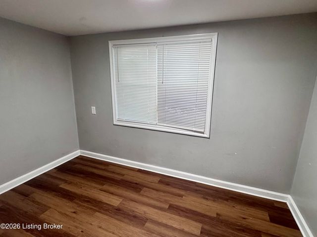 717 W Evelyn Ave, Louisville, KY 40215