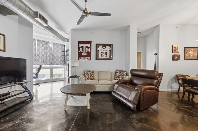 201 W Lancaster Avenue 313, Fort Worth, TX 76102