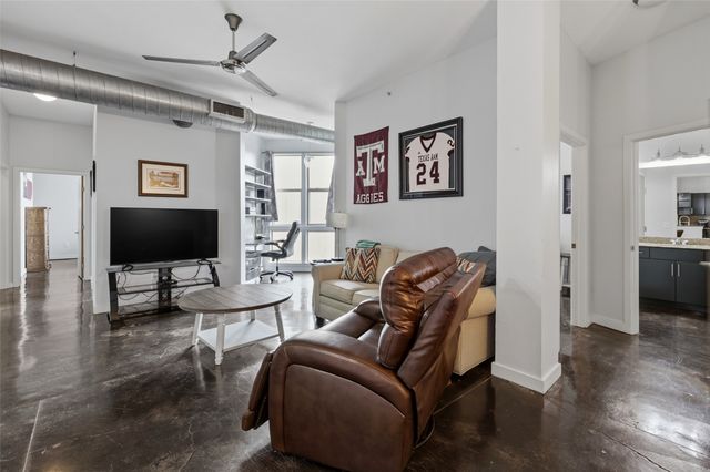 201 W Lancaster Avenue 313, Fort Worth, TX 76102