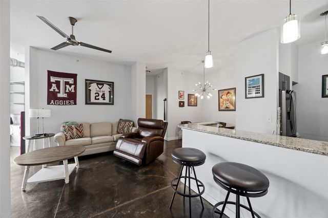 201 W Lancaster Avenue 313, Fort Worth, TX 76102