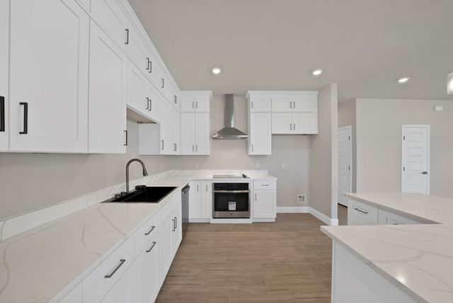 619 Lanai Circle, Runaway Bay, TX 76426