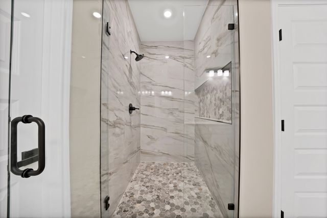 619 Lanai Circle, Runaway Bay, TX 76426