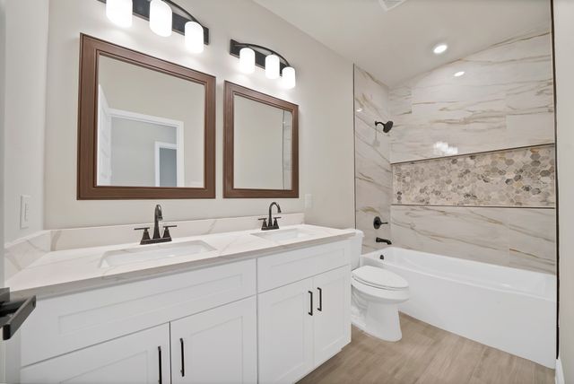 619 Lanai Circle, Runaway Bay, TX 76426