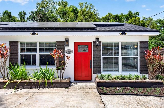 1610 E PARIS STREET, Tampa, FL 33610