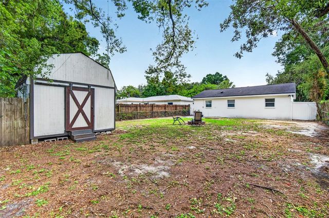 1610 E PARIS STREET, Tampa, FL 33610