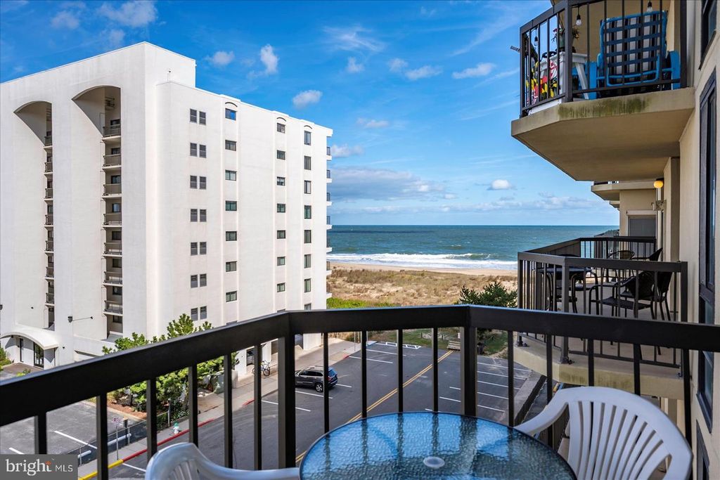 Image 43 of property listing at 13110 COASTAL HWY #505, Ocean City, MD 21842