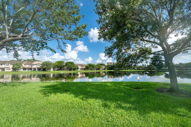 3501 Lakeside Drive, Davie, FL 33328