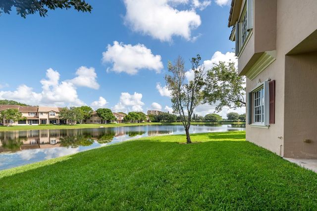 3501 Lakeside Drive, Davie, FL 33328