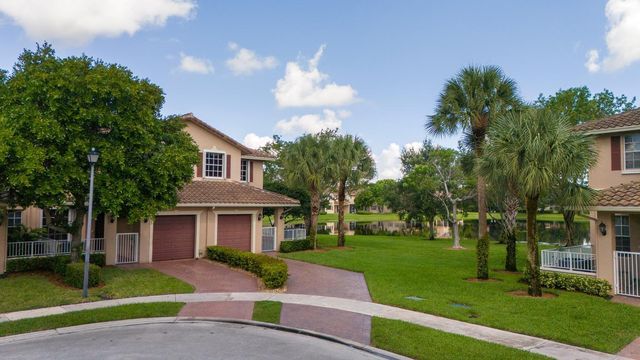 3501 Lakeside Drive, Davie, FL 33328