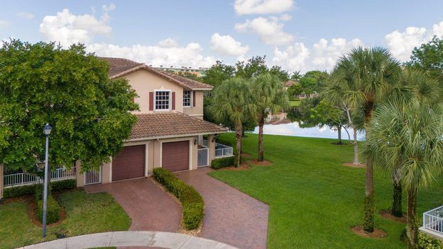3501 Lakeside Drive, Davie, FL 33328